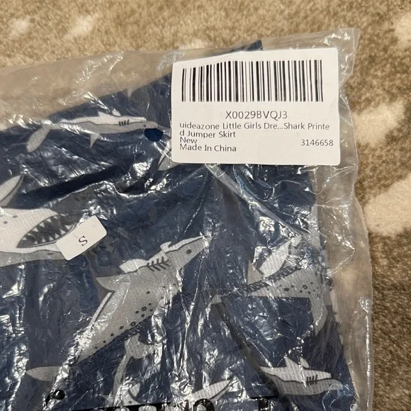 Funny Kid Shark Print Jumper Skirt for Girls. Size S - Picture 5 of 5